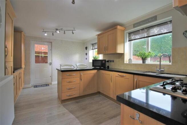 Kitchen / Breakfast