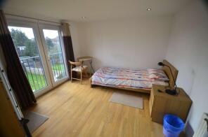 33, Greencourt Avenue, Edgware HA8 5SS