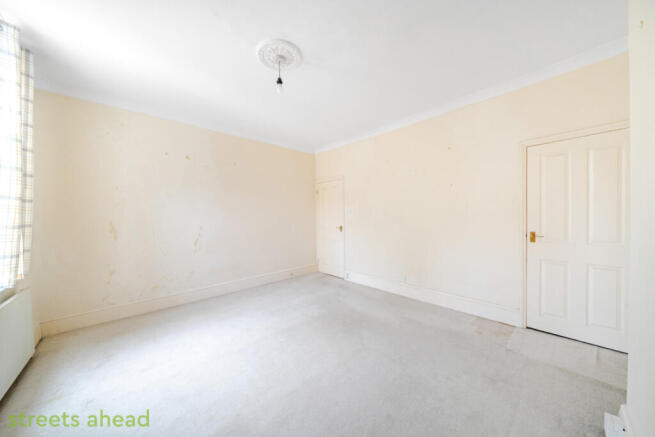 04c09706-11f0-491...