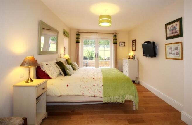 00016_Bramble House.