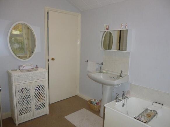 Photo 32