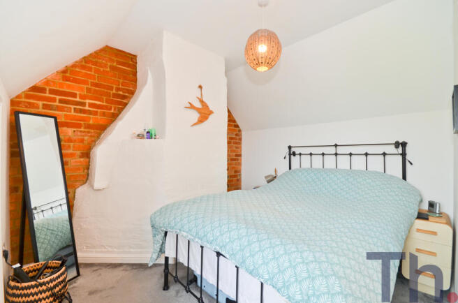 Bedroom 1.JPG