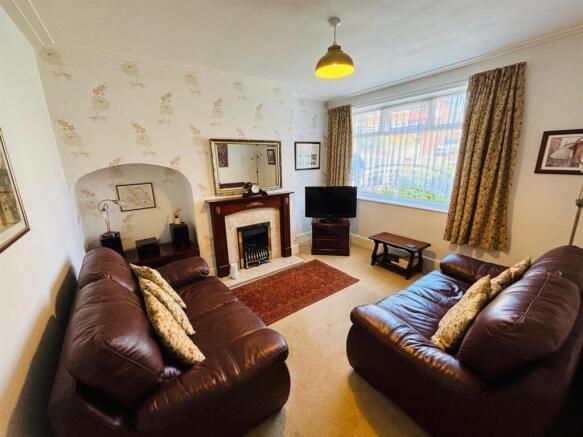 Living Room: