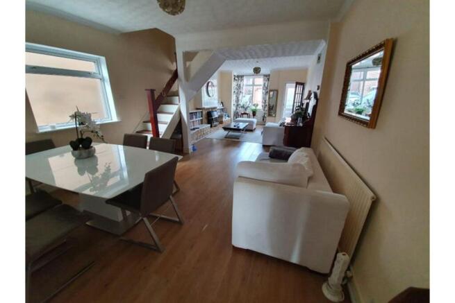 Living / Dining Room