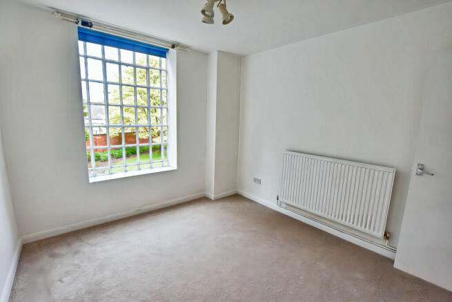 Bedroom 1a