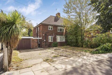 Green Road, Southgate, N14