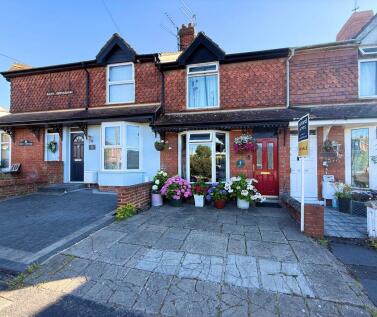 Pavy Cottages, Markham Road, Swindon, SN4