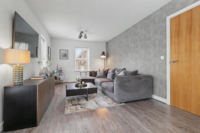 4 bed Detached for sale Image 4