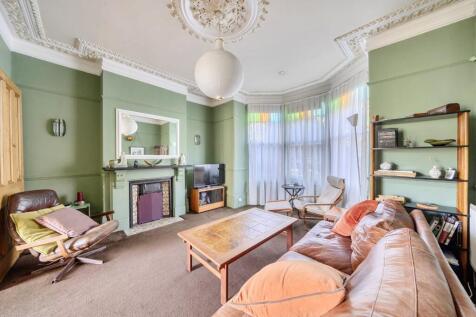 Wightman Road, Harringay, London, N4