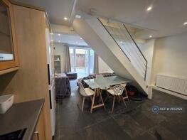 3, Clancy Court, Trott Street, London SW11 3DT