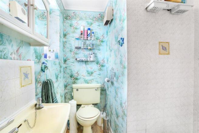 676945885 - 23 Travers House, 127 Dalmeny Avenue N