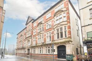 Flat 4, 6 Kings Court, High Street, Newport NP20 1FQ