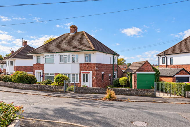 Crossfield Road