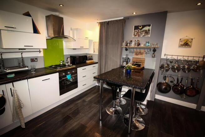 Kitchen/Breakfast Room