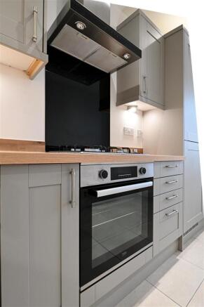 5 Narburgh Place-3.jpg