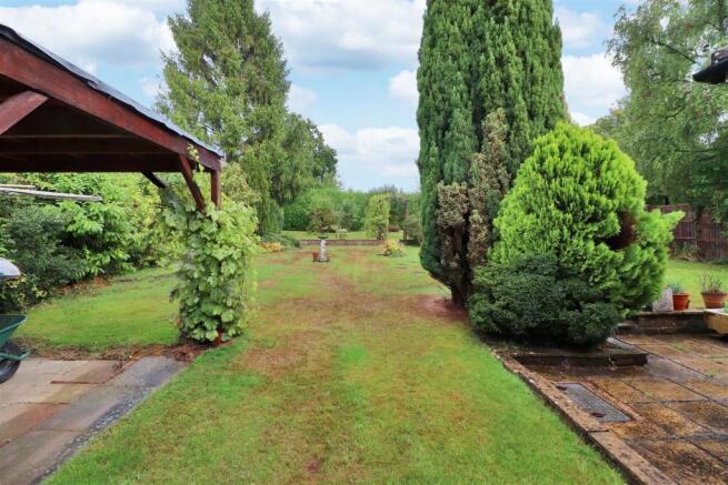 Garden Long Aspect.jpg