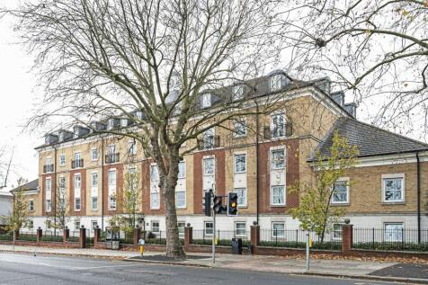 High Road, Finchley Central, London, N12