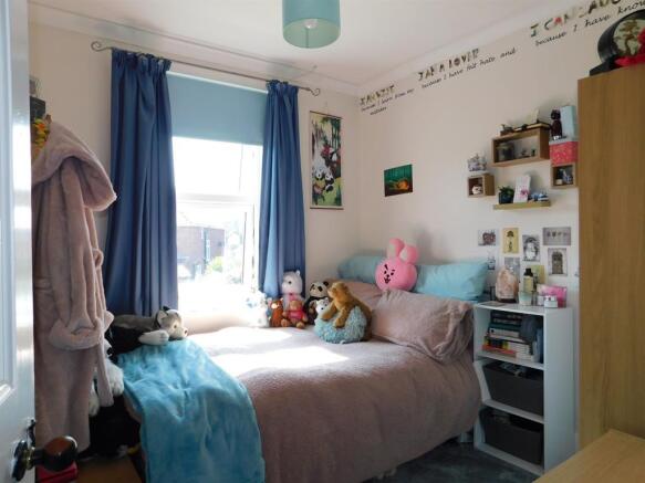 bed 3
