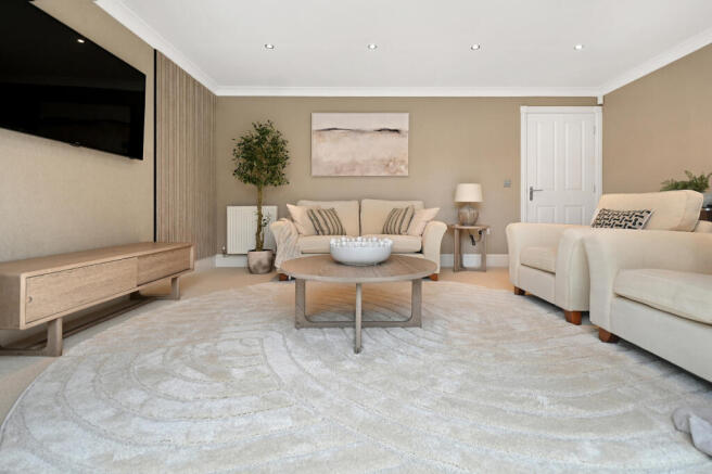 4 bed Detached for sale Image 7