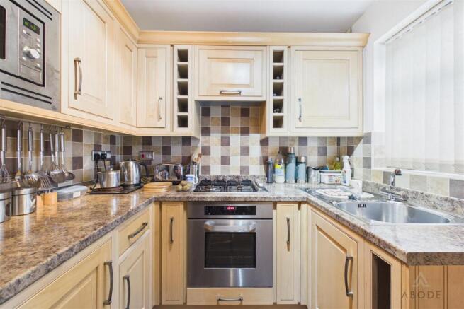 Kestrel Avenue, Woodville, Swadlincote photo 4