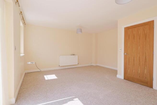 Foxgloves Close, Hamworthy, Poole photo 4