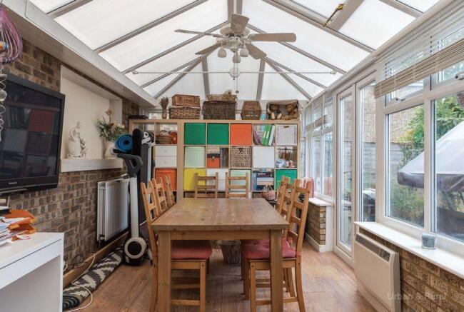 Conservatory d...