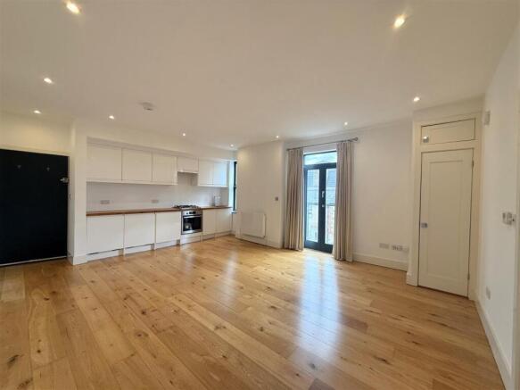 Kitchen New.jpg