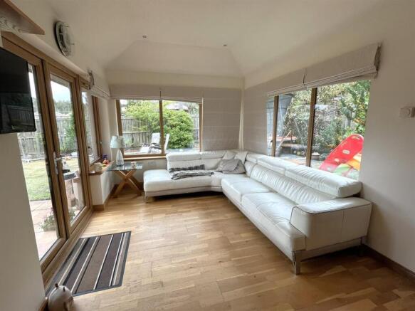 SUN ROOM