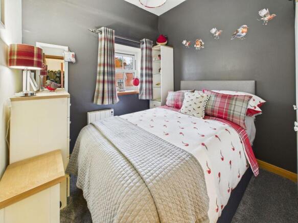 2 bed Apartment for sale Image 8