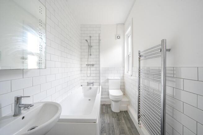 1374073-5-690a0b1...