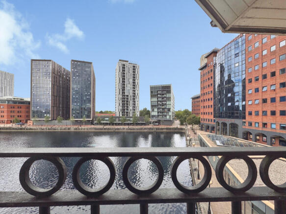 Labrador Quay, Salford, Lancashire, M50 photo 4