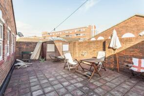 16, Brayford Square, London E1 0SG
