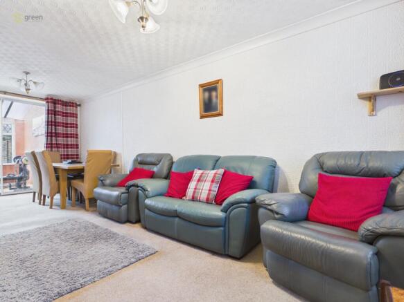 cam01332g0pr0653still002