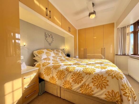 3 bed Detached Bungalow for sale Image 12