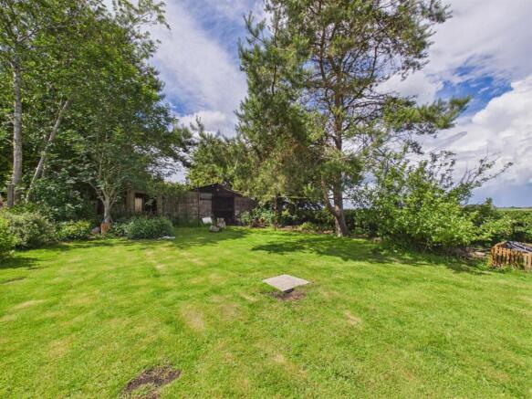 2 bed Detached Bungalow for sale Image 11