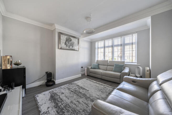 1429958-15-69c576...