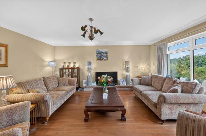 Cromalt Crescent, Bearsden photo 5