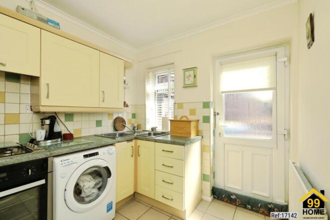 2 bed Bungalow for sale Image 12