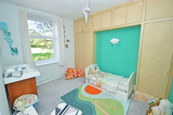 Photo 9