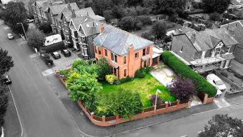 Crescent Road, Birkdale, Southport, Merseyside, PR8 4SR