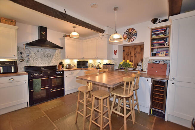 3 bed Barn Conversion for sale Image 5