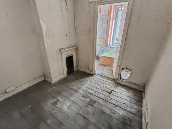 2 bed Terraced for sale Image 2