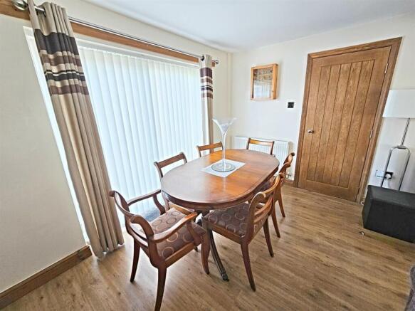 Lounge/Diner