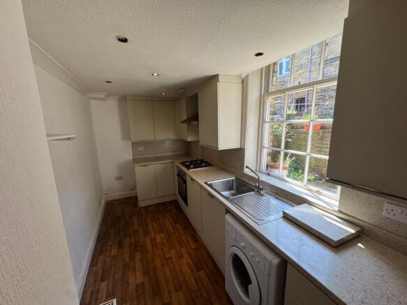 3 bed Terraced for sale Image 5