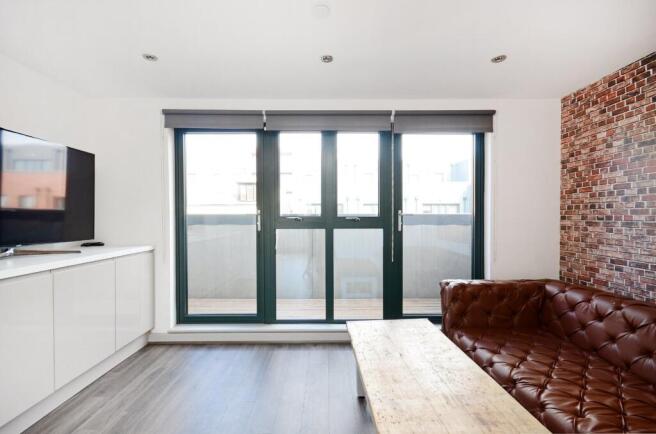 1 bed House Share to rent Image 7