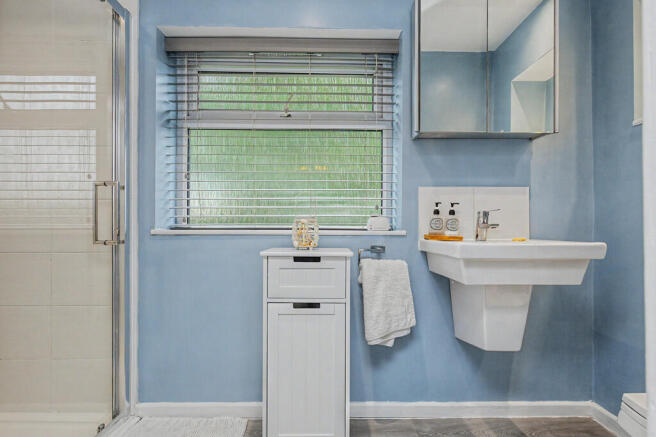 En-Suite Shower R...