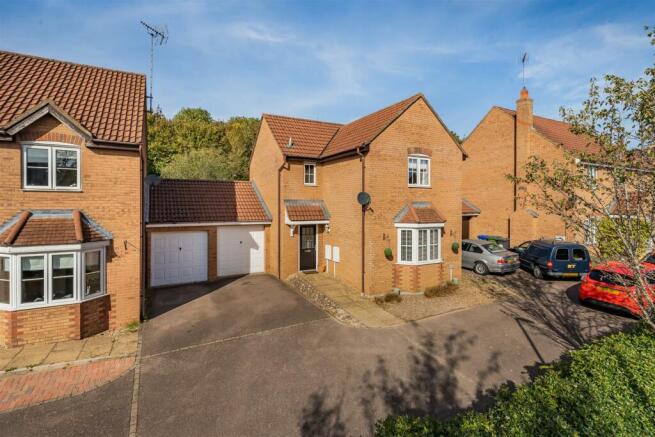 18 Mansell Close, Towcester