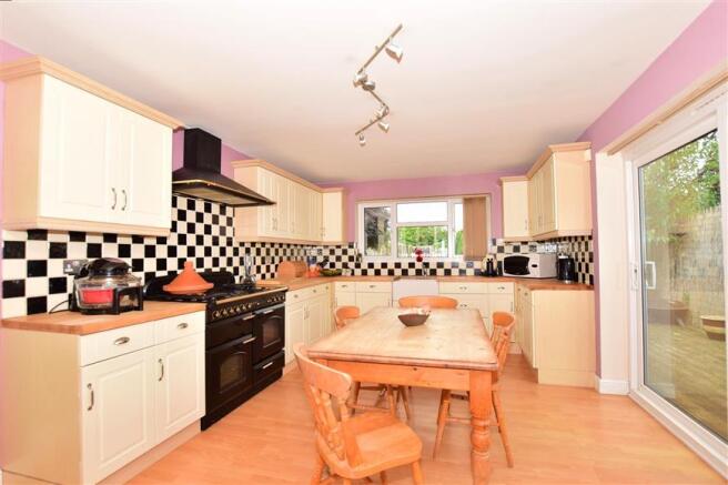 Kitchen/ Breakfast Room