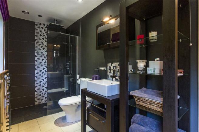 Ensuite