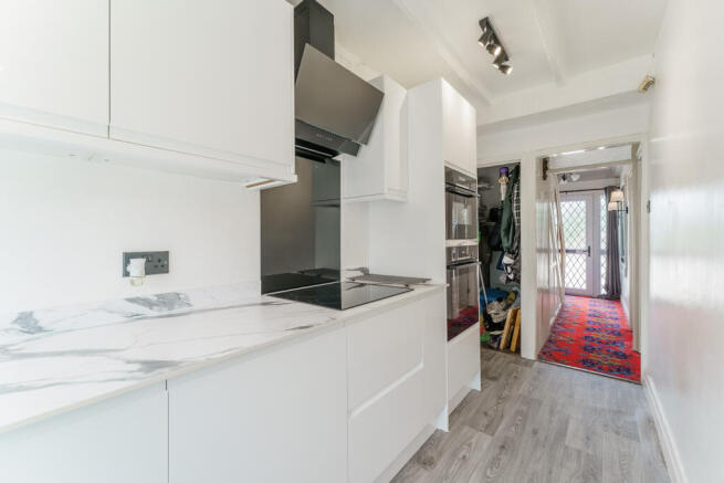 3 bed Semi-Detached for sale Image 4